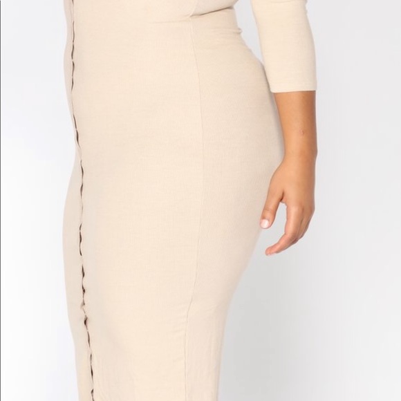 Button-Down Dress - Picture 3 of 4